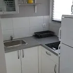 בית הארחה Fjaka Camp 3*